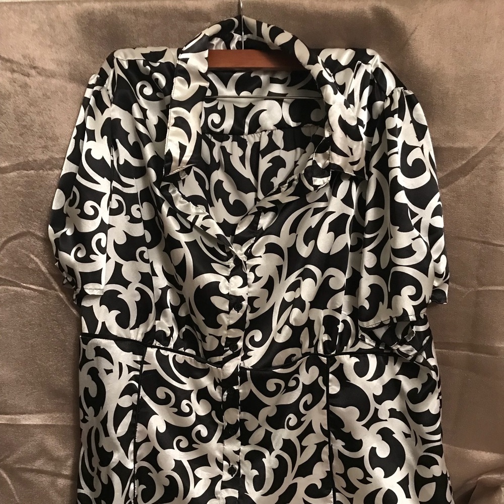 EUC Apt. 9  Short sleeve career casual blouse